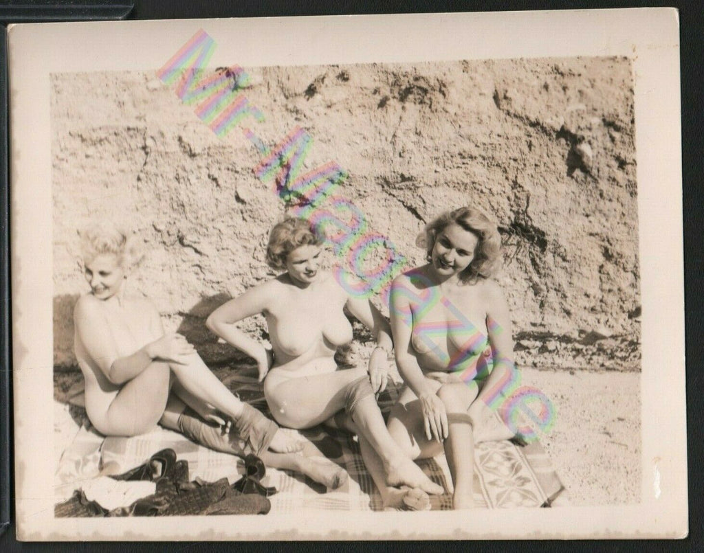Vintage B&W Risque Pinup 4" x 5" Three Sexy Blondes Beautiful Cheesecake BI74