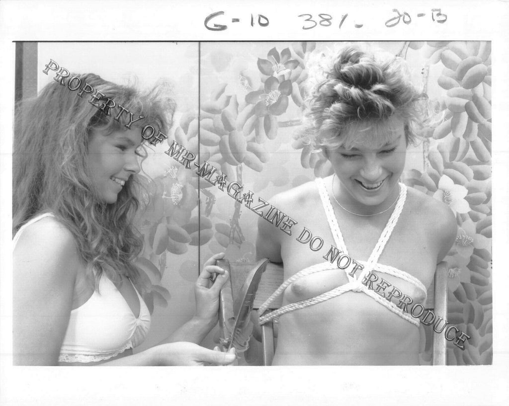 Adult Vintage 1990s Photo 8x10 Bondge Lesbian Bound Nude & Tickled Fetish 31FN