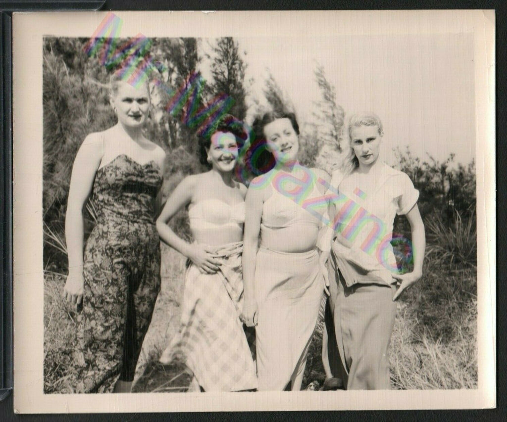 Vintage B&W Risque Pinup 4" x 5" Four Sexy Ladies Beautiful Cheesecake BC57