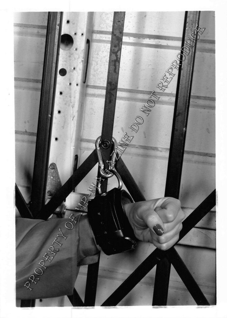 Adult Vintage B&W Photo 5x7 Bondage Sexy Brunette Tied Up Naked Dominated 31FP