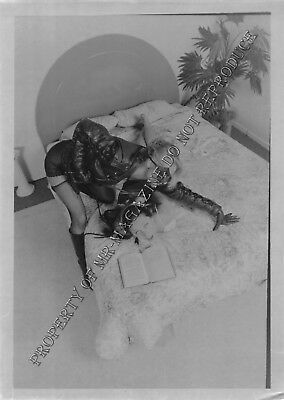 Adult Vintage B&W Photo 5x7 HOM Bondage Sexy Lesbian Bound & Dominated 96HZ