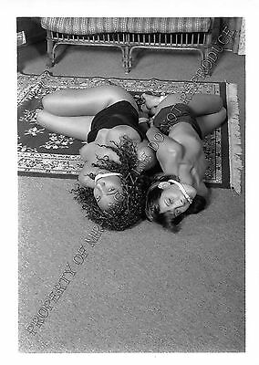 Adult 1990s B&W Photo 5x7 Bondage Interracial Lesbians Tied Up Together 72NI