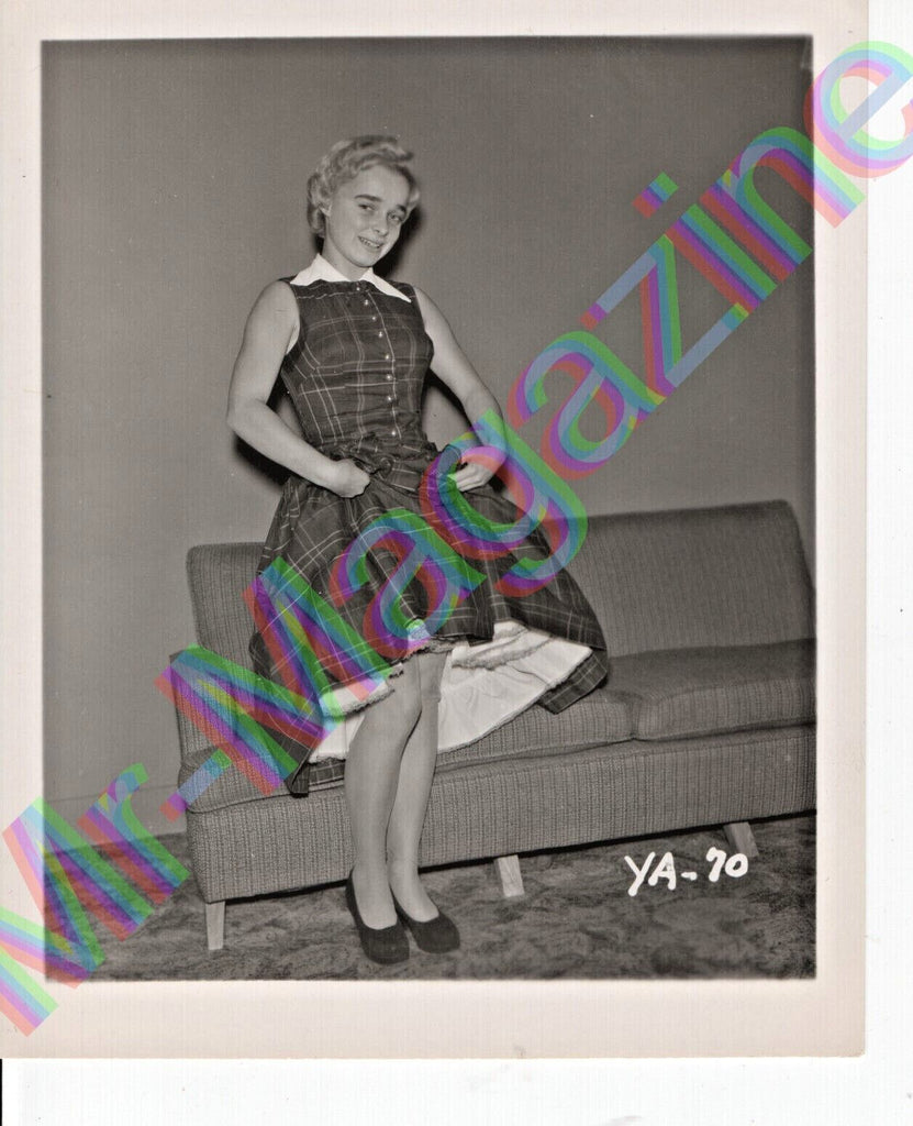 Vintage B&W Risque Pinup 4" x 5" Sexy Blonde Cheesecake BL22