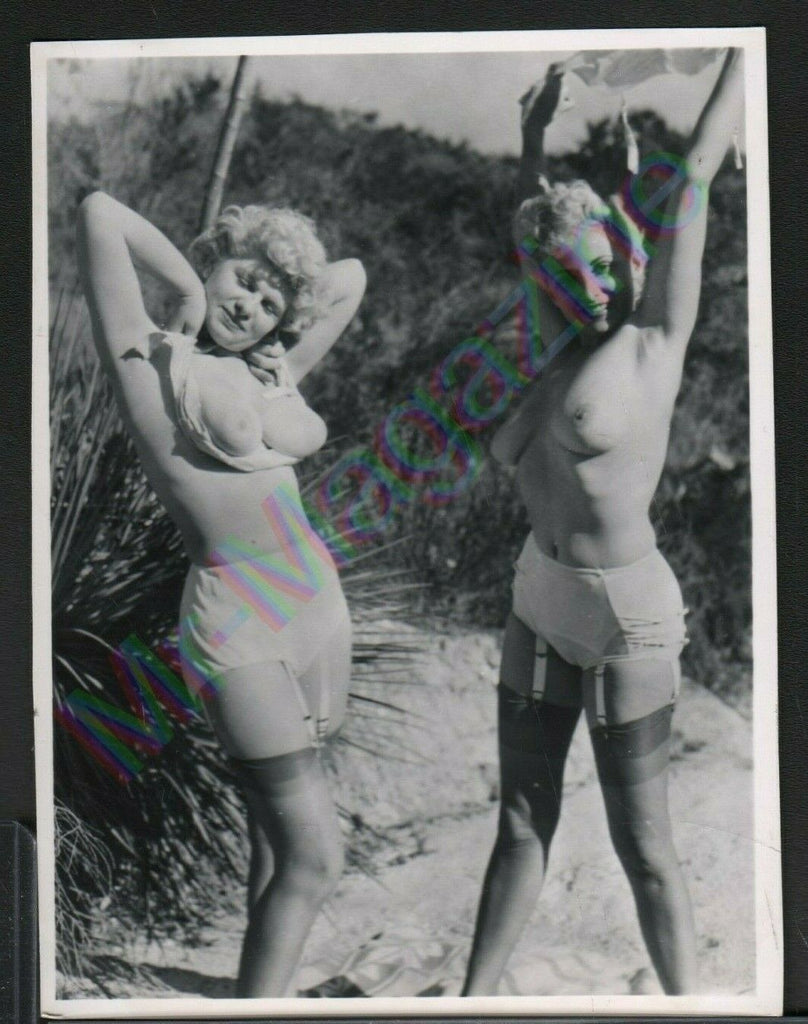 Vintage B&W Risque Pinup 4" x 5" Two Sexy Blondes Cheesecake BI45