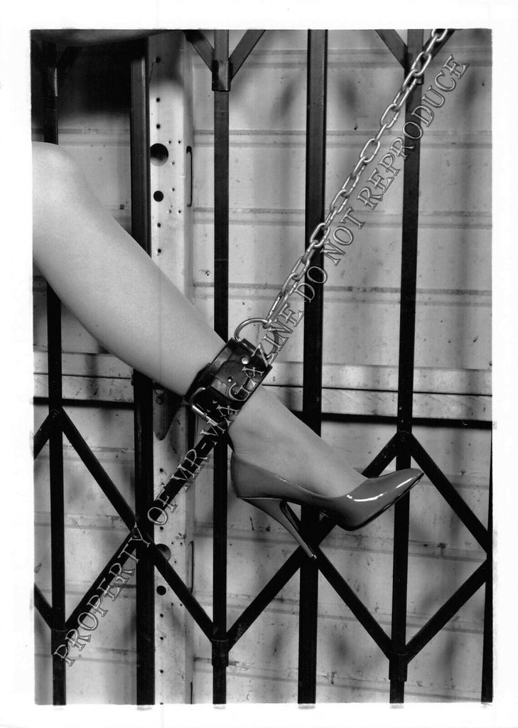 Adult Vintage B&W Photo 5x7 Bondage Sexy Brunette Tied Up Naked Dominated 29FP