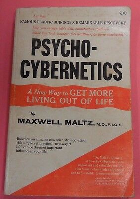 Psycho-Cybernetics Book by Maxwell Maltz 1960 122313lm-epa