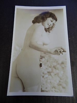 Amateur 1940s Original B&W 18+ Erotic Nude, Woman Artist Painting on Beach Pose7