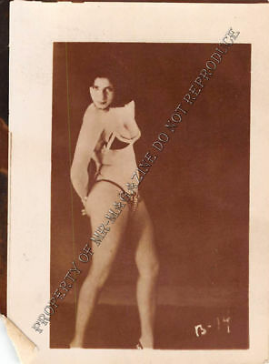 Adult Vintage B&W Photo 2.5x3 Beautiful Brunette Pinup Posing Seductive 43HU