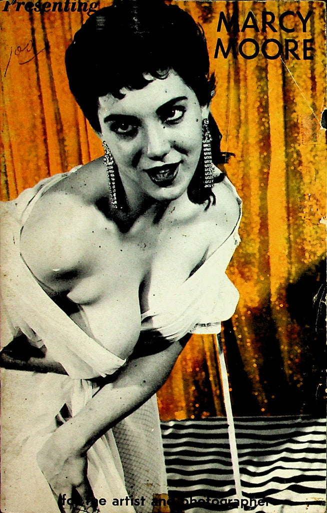 Linda Artist Model Vintage  Digest   For The Artists and Photographer  1950's  093021lm-dm