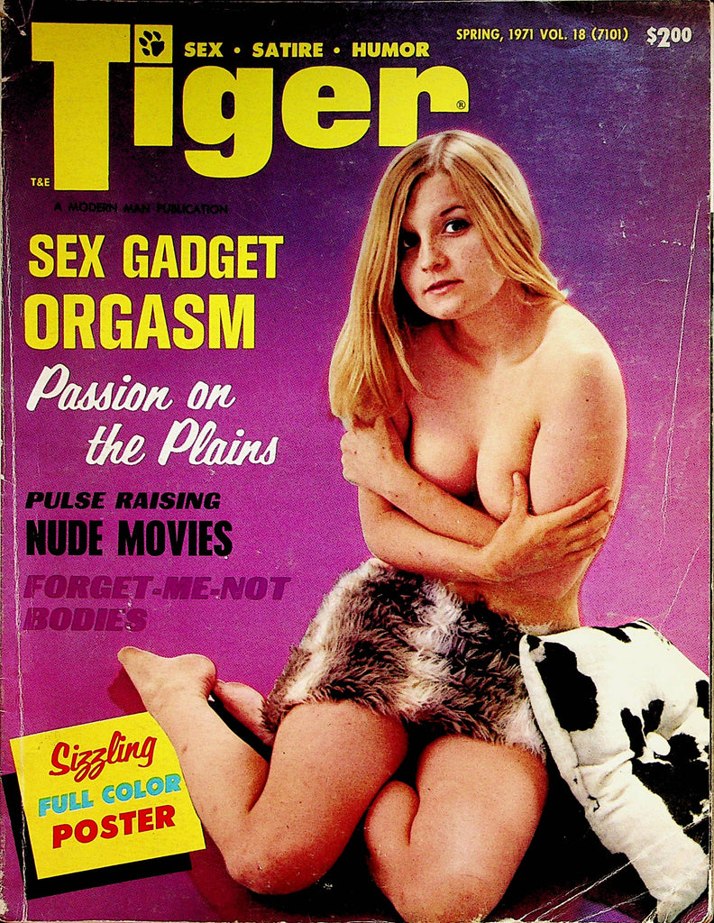 Tiger Busty Vintage Magazine  Centerfold Grace St. John  vol.18  Spring 1971  091222lm-p