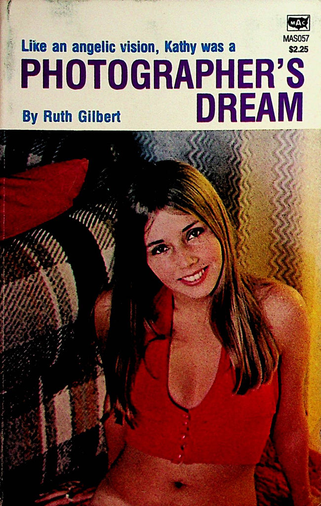 Photographer's Dream Novel by Ruth Gilbert  1976 Mid America Company    110521lm-dm2