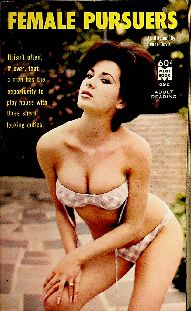 Female Pursuers Adult Novel by Duane Davis  1963 Merit Book   110121lm-dm