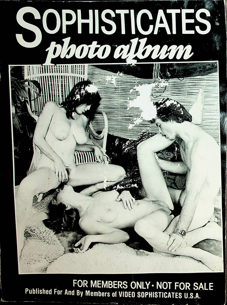 Sophisticates Photo Album Magazine  Girls Spread Wide  1980's    030822lm-p