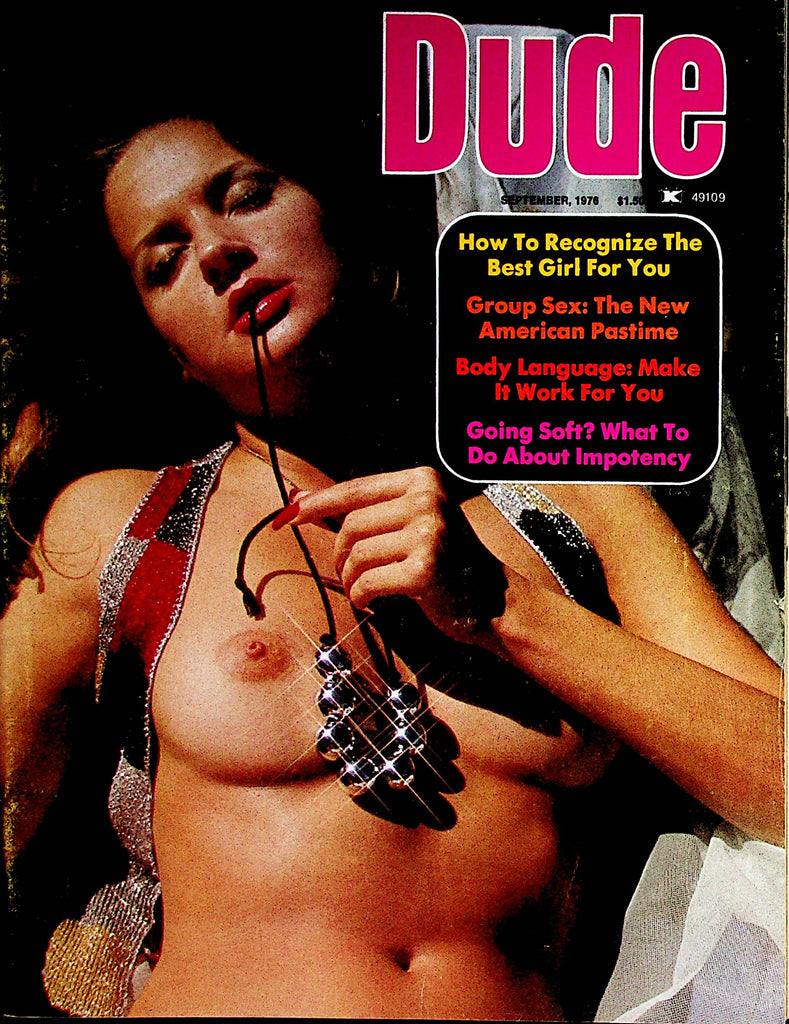 Dude Busty Magazine   Centerfold Girl Leslie  September 1976     101522lm-p